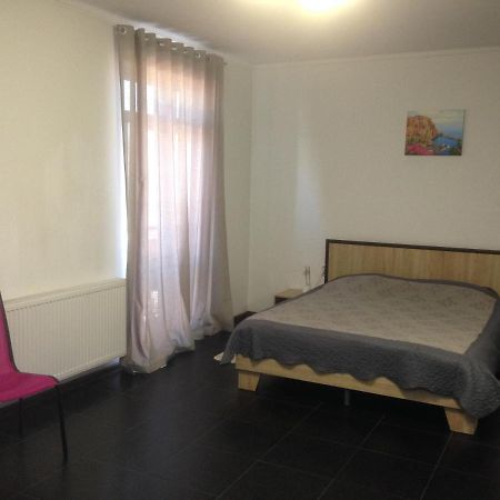Suite On Railway Station Ivano-Frankivs'k Luaran gambar