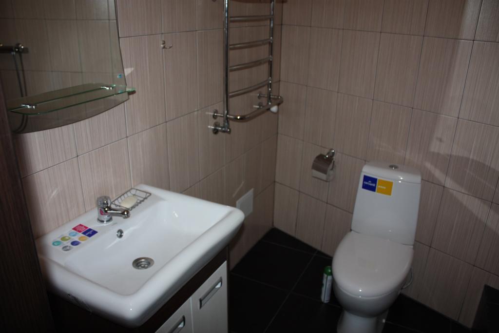 Suite On Railway Station Ivano-Frankivs'k Bilik gambar